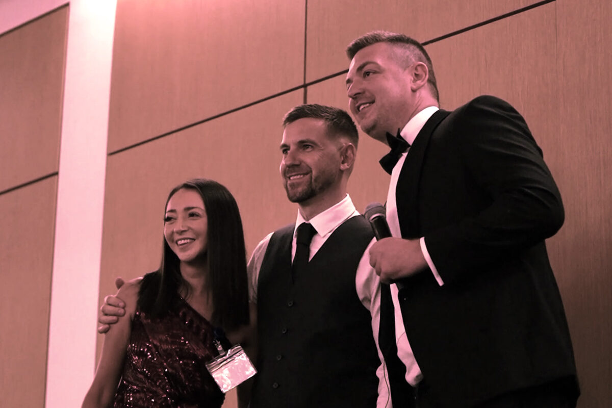 b-invested-brand-video-1-1200x800 b-invested-brand-video-1-1200x800